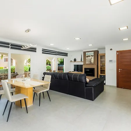 Neptuno Holiday home
